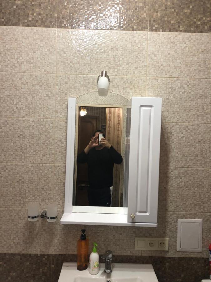 Red Apartment 2019 Very Centre Χερσών Εξωτερικό φωτογραφία
