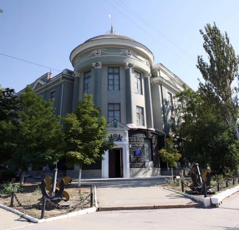 Red Apartment 2019 Very Centre Χερσών Εξωτερικό φωτογραφία